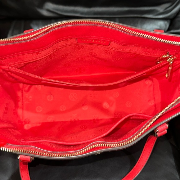 🔥🔥🔥Tory Burch Red Leather Emerson Convertible Zip Tote Shoulder Bag - Picture 4 of 12